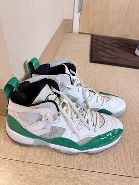 Jordan Jumpman Two Trey Green